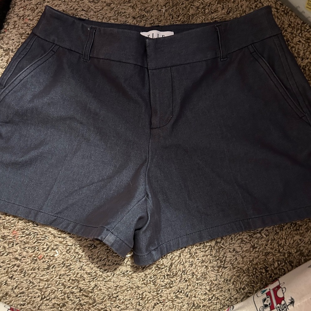 Elle shorts brand new!